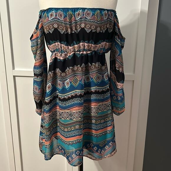 Entro Print Off the Shoulder Dress - Picture 1 of 3